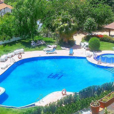 Apartamentos Santiago Lanjaron Bagian luar foto