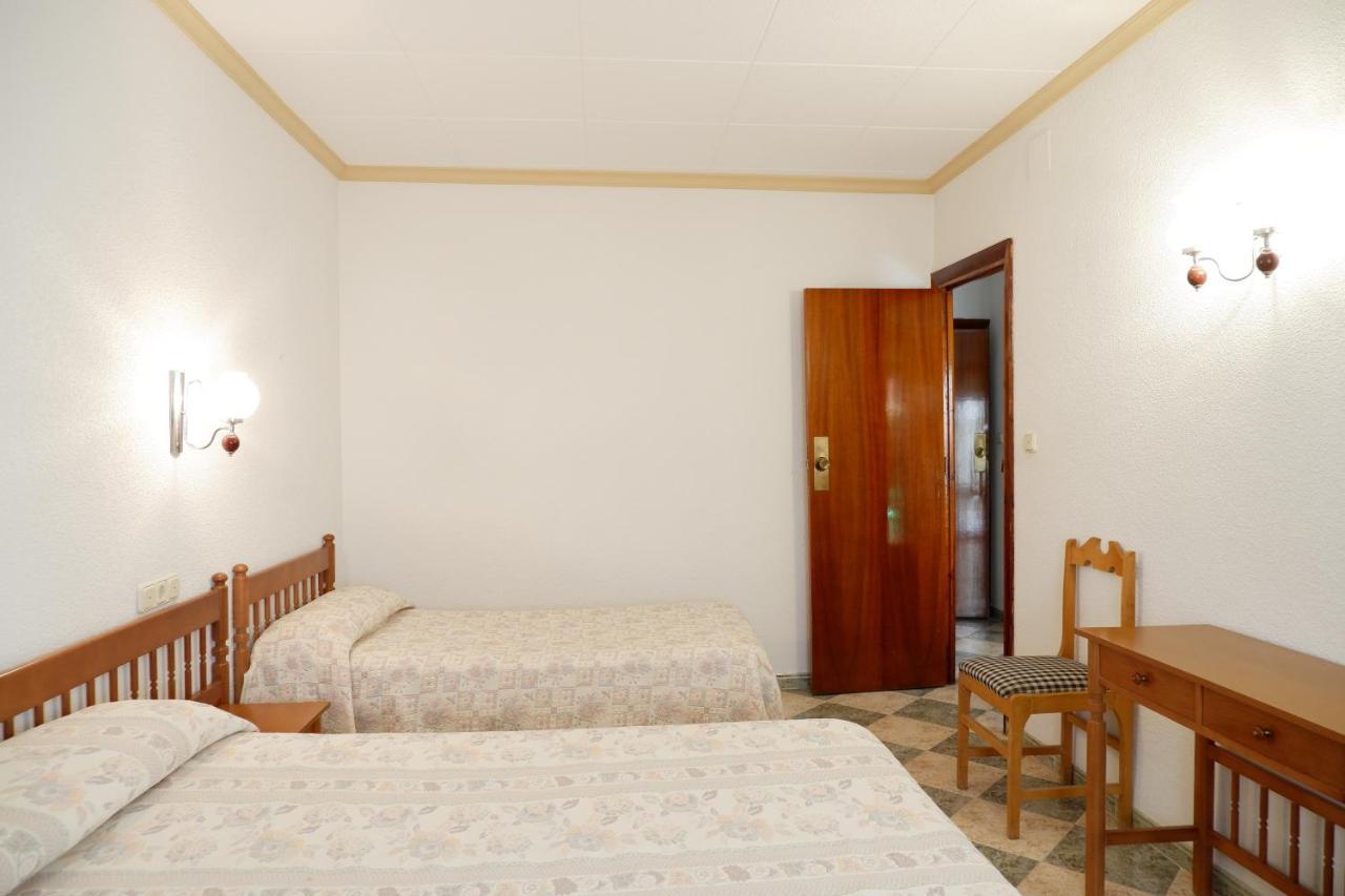 Apartamentos Santiago Lanjaron Bagian luar foto